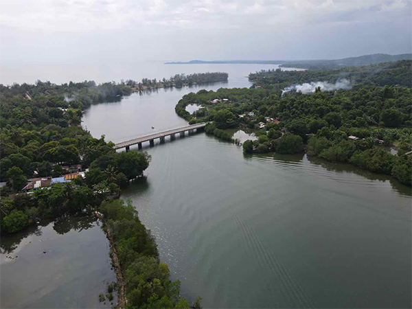 人工湖防滲膜用于景觀湖建設益處多多 人工湖防滲膜用于景觀湖建設益處多多
