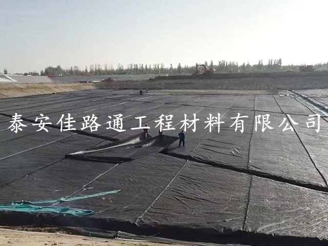 高密度聚乙烯土工膜施工有哪些具體要求？