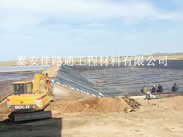 哪些因素決定養(yǎng)殖防滲土工膜的滲透性能? 哪些因素決定養(yǎng)殖防滲土工膜的滲透性能?
