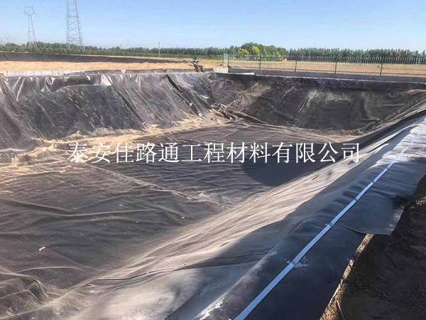 市場(chǎng)上選購水產(chǎn)養(yǎng)殖防滲膜須注意細(xì)節(jié)要點(diǎn) 市場(chǎng)上選購水產(chǎn)養(yǎng)殖防滲膜須注意細(xì)節(jié)要點(diǎn)