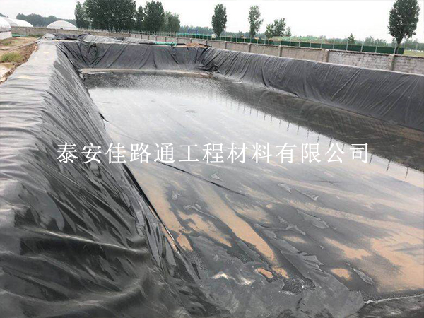 多年養(yǎng)殖防滲膜生產(chǎn)經(jīng)驗(yàn)，為您總結(jié)厚度影響因素